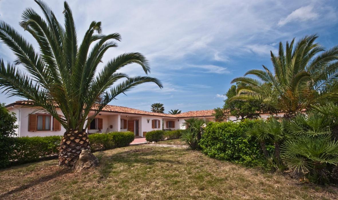 Agriturismo Sa Suerera Olmedo Buitenkant foto